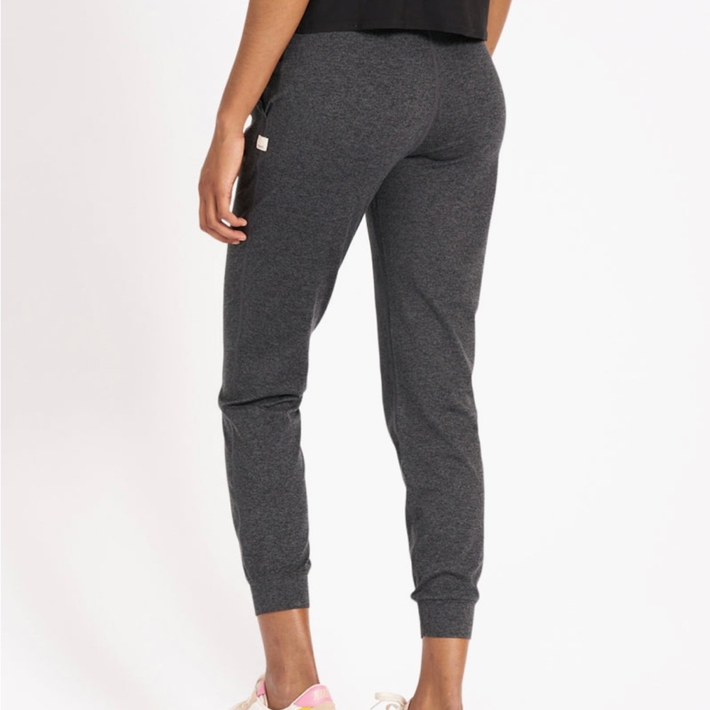 Vuori Performance Jogger